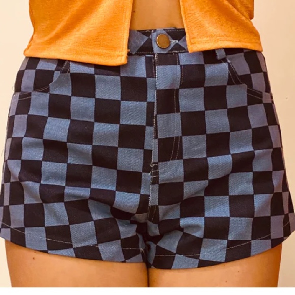 FINAL $ Pretty Garbage jean checker board shorts Sz M NWT